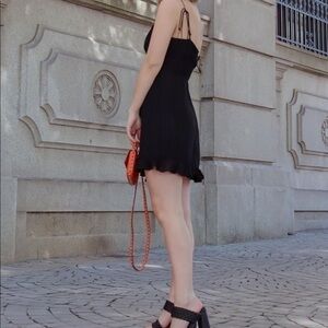 🤍NWOT Reformation Esther Dress Black